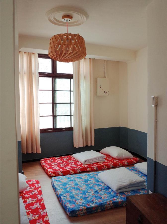 Neat Hostel Tainan Quarto foto